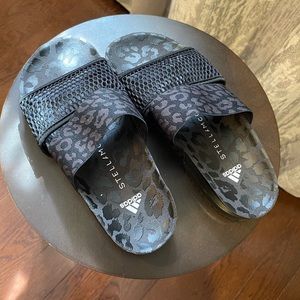 Adidas Stella McCartney x Stella-Lette Slide in Core Black Leopard, Womens 6